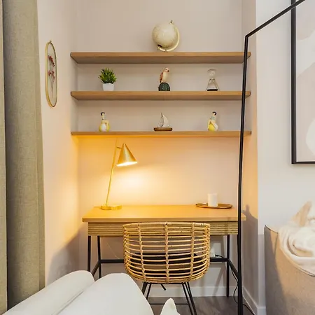 Cubo's Andalucia Luxury Малага